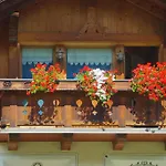 Casa Caste *