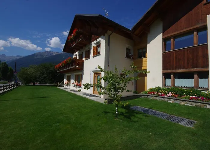 Casa Caste Feriehus Bormio