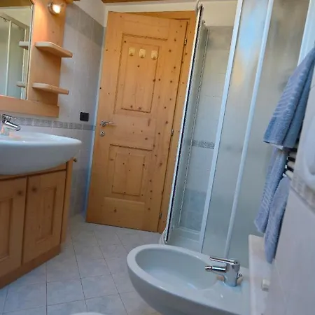Casa Caste Сasa de vacaciones Bormio